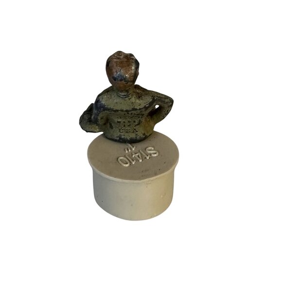 Vtg Manoil Lead Figure Seated Business Man in Suit and Tie 2.50" Tall 1950s GC - Picture 3 of 7